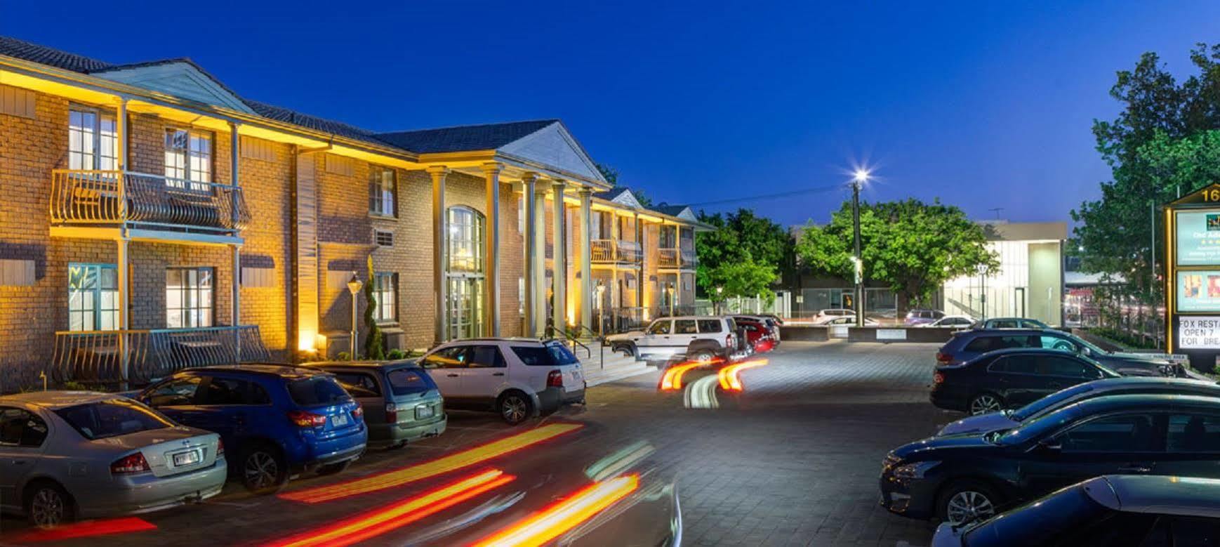 Adelaide Inn Exterior photo